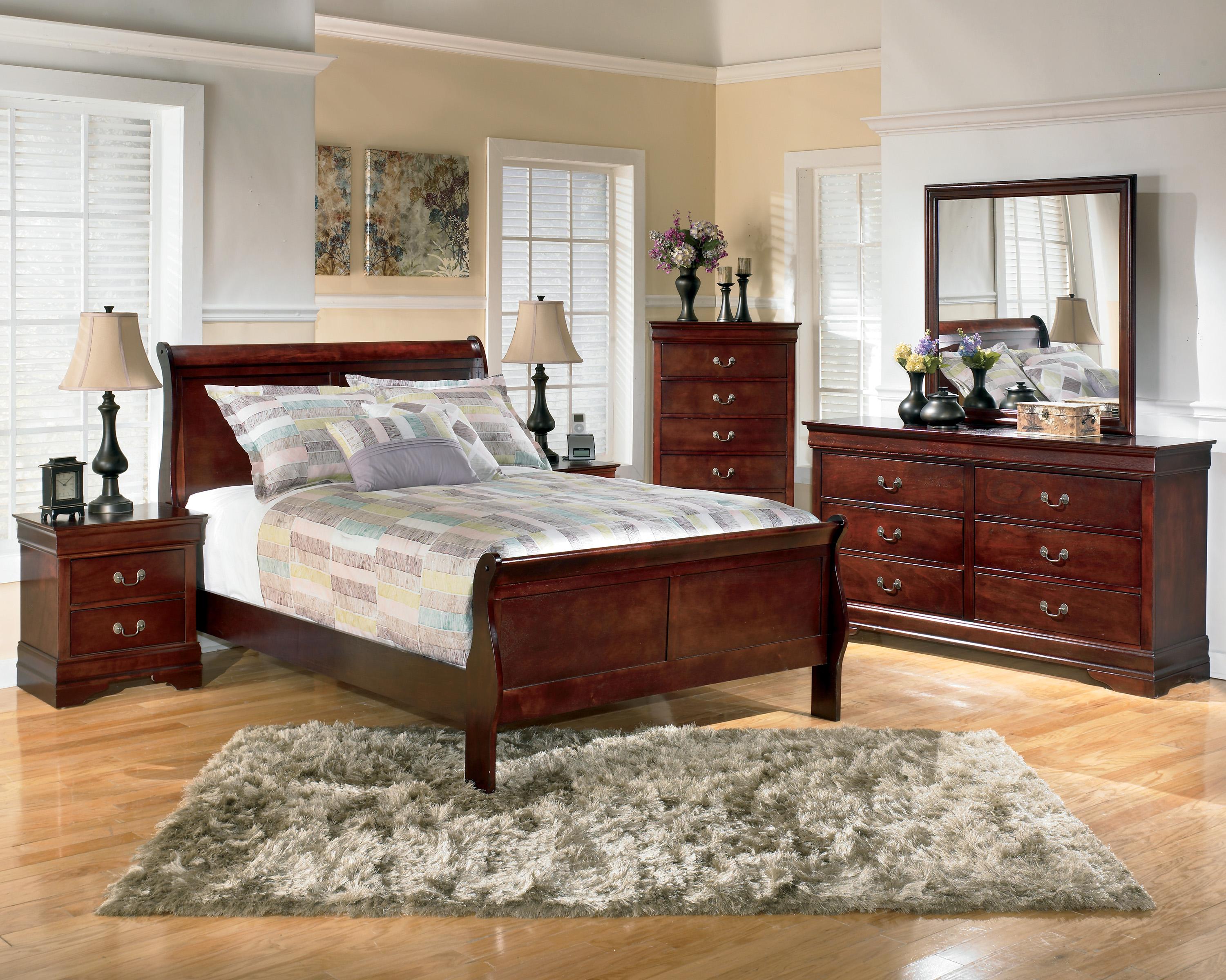 Ashley furniture store mirror bedroom set